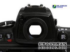 ῵D700 